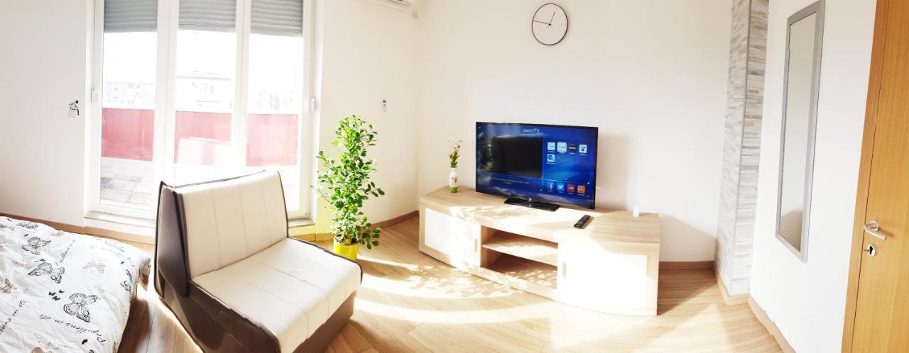 Penthouse Spudic Karlovac Apartment Bagian luar foto